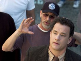 spielberg-filming-terminal-with-tom-hanks